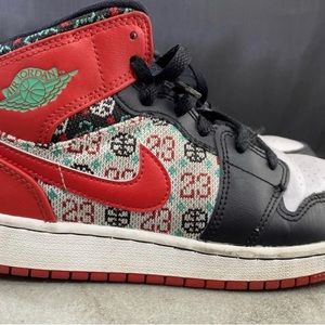 Kids Jordan 1 Mid SE “ugly Christmas sweater” sz 4.5Y with COA